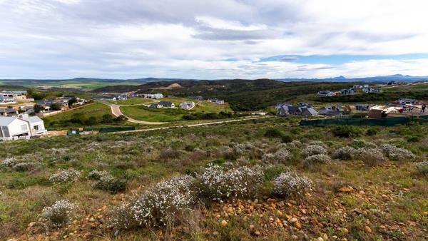 1 582 m² Land
