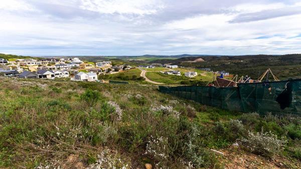 1 582 m² Land
