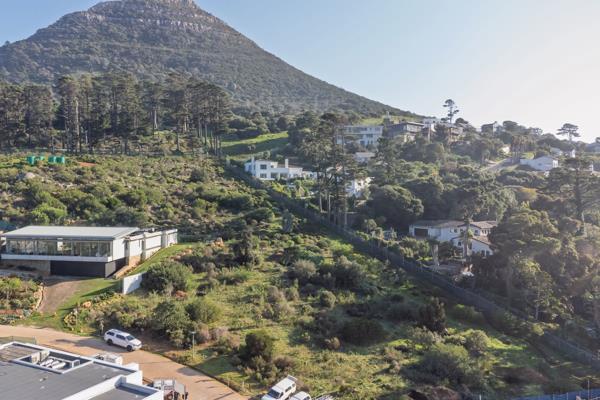 1 302 m² Land