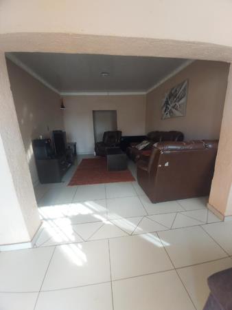 1.7 ha Smallholding