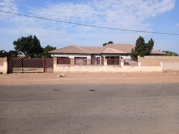 4 Bedroom House