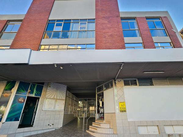 196 m² Commercial space