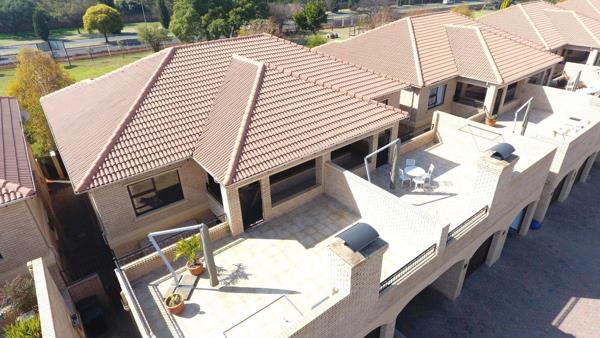 2 Bedroom Townhouse