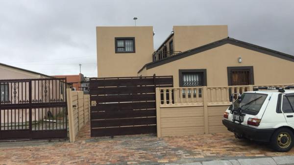 9 Bedroom House
