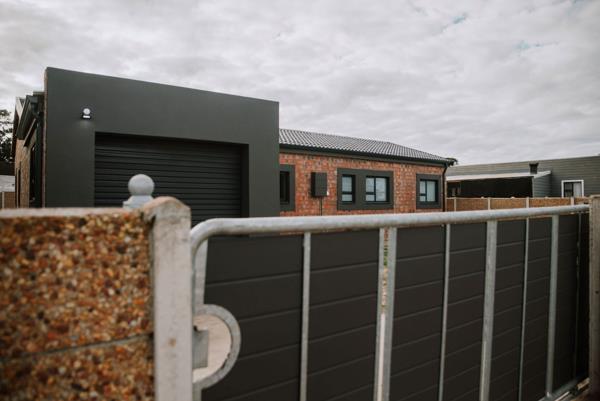 2 Bedroom House