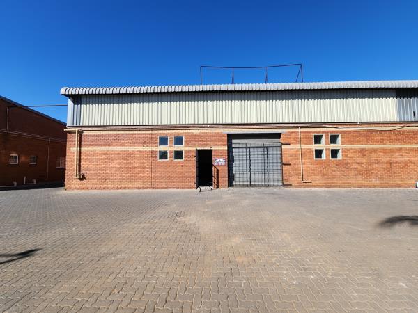 280 m² Industrial space