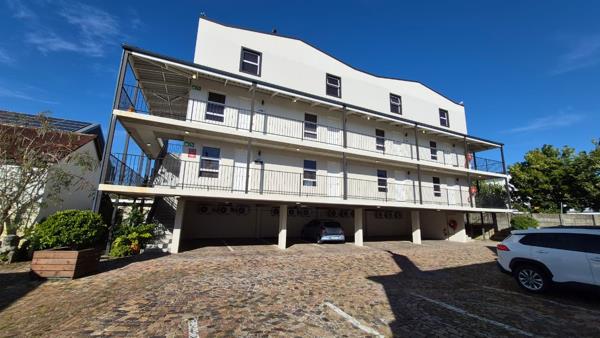 32 m² Commercial space