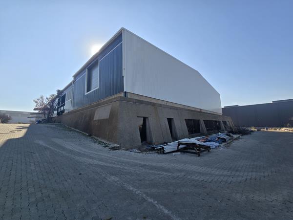 7 000 m² Industrial space