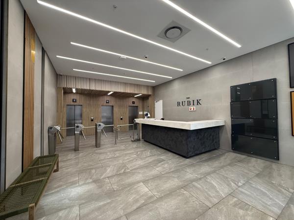 262 m² Office Space