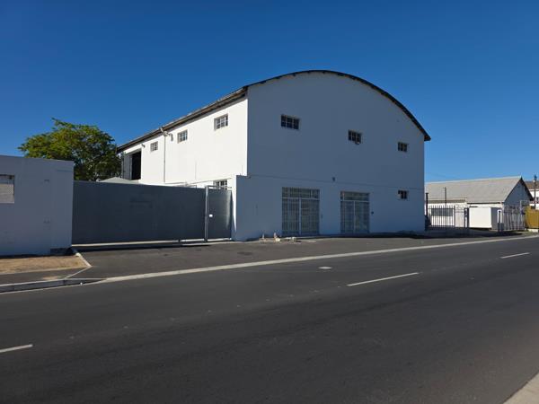 280 m² Office Space