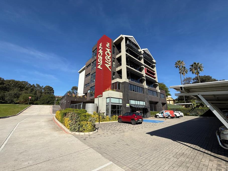 435 m² Commercial space