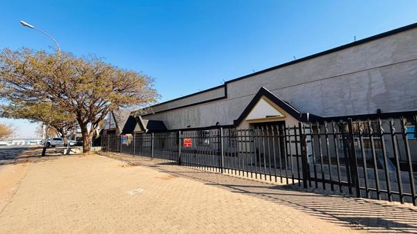 350 m² Industrial space
