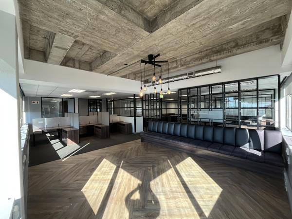 799 m² Commercial space