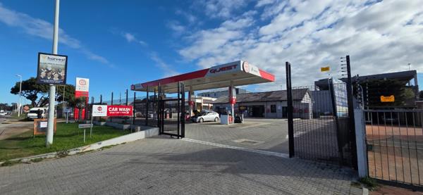 305 m² Commercial space