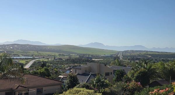 957 m² Land