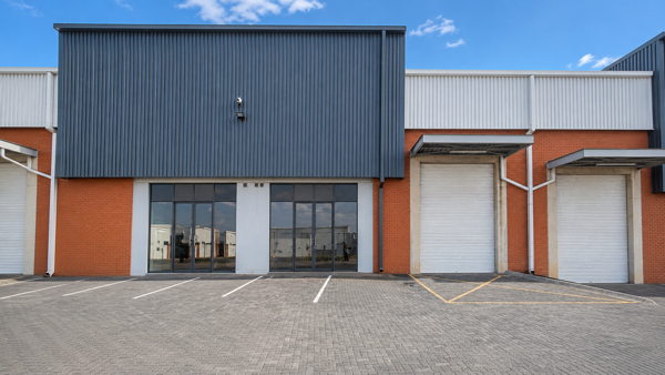 290 m² Industrial space