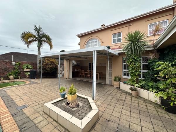 8 Bedroom House