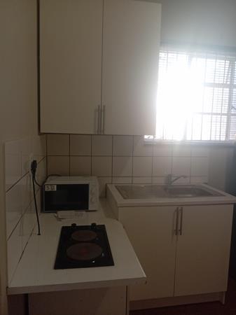 1 Bedroom House