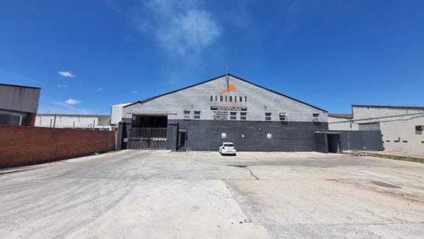 2 200 m² Industrial space