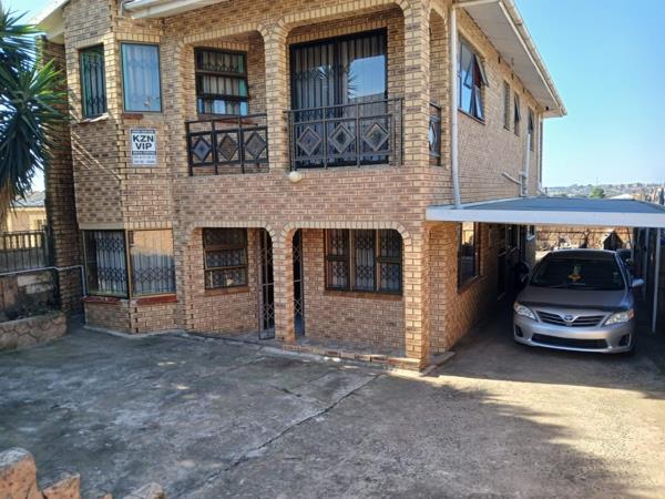 6 Bedroom House
