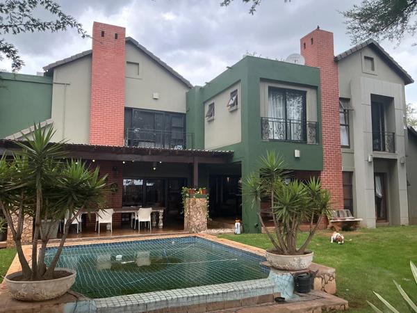 5 Bedroom House