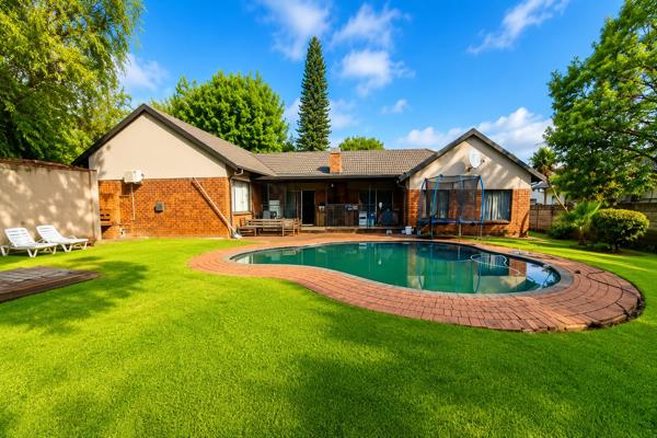 6 Bedroom House