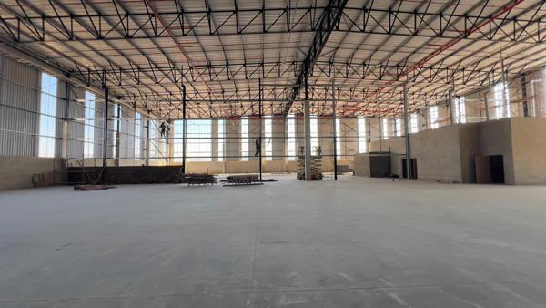 2 700 m² Industrial space