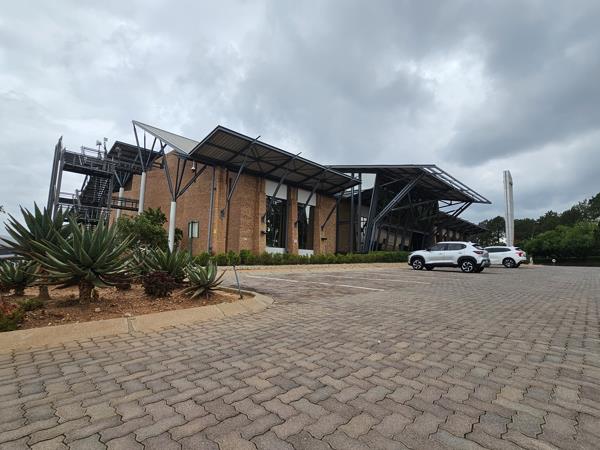 3 888 m² Industrial space