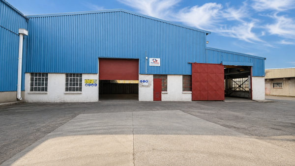 1 350 m² Industrial space