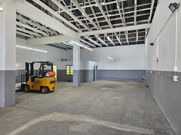 320 m² Commercial space