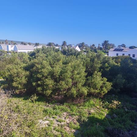 450 m² Land