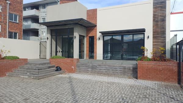 160 m² Commercial space
