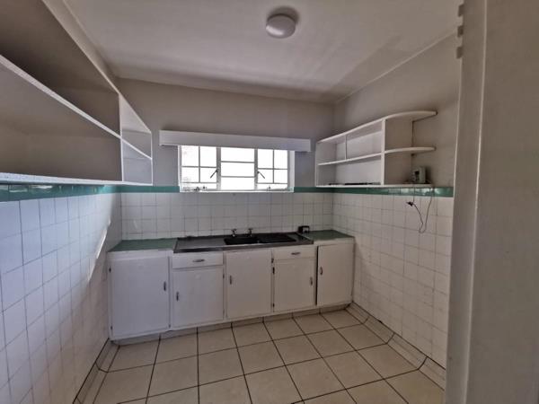 2 Bedroom Flat