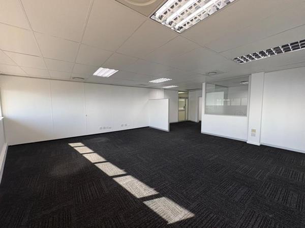 130 m² Office Space