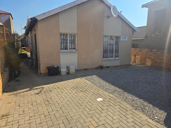 2 Bedroom House