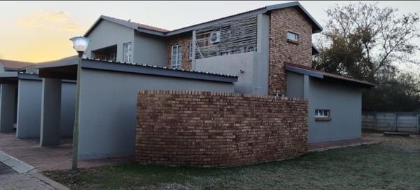 3 Bedroom Townhouse