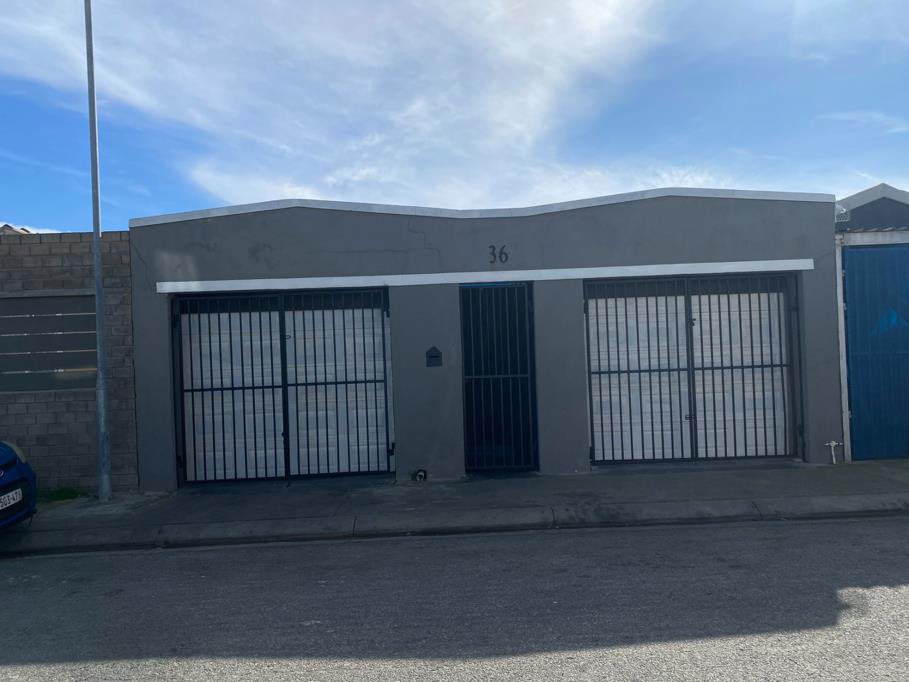 2 Bedroom House