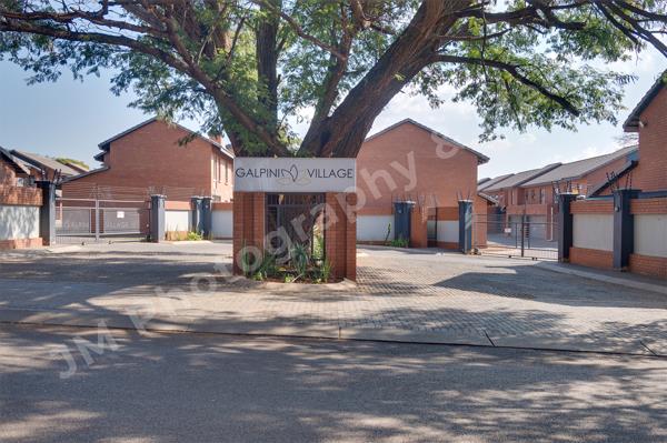 2 Bedroom Simplex