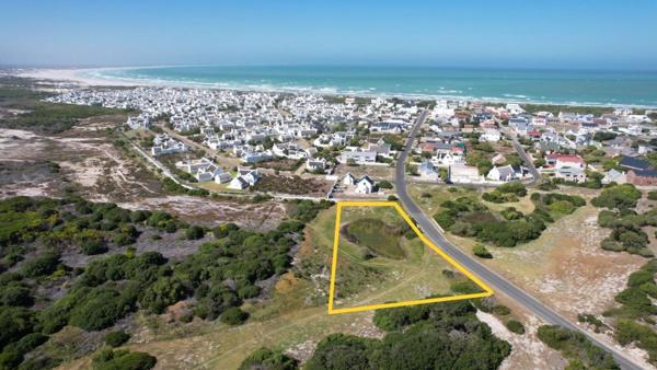 4 563 m² Land