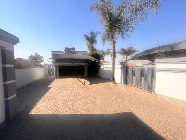 4 Bedroom House