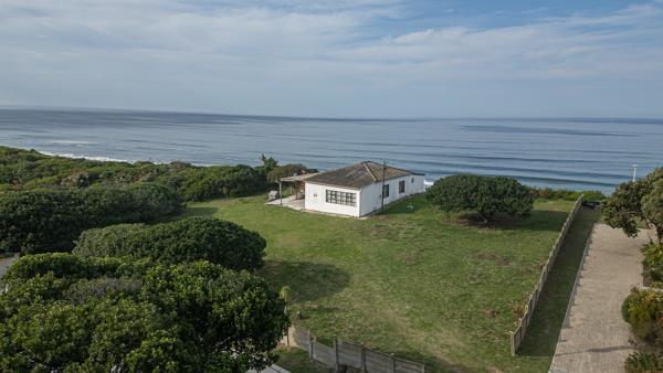 2 235 m² Land