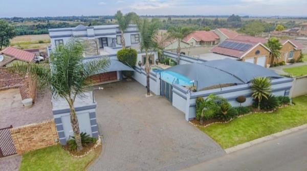 4 Bedroom House