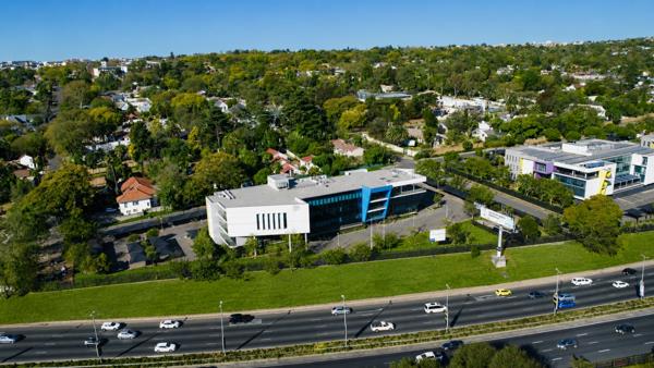 3 438 m² Commercial space