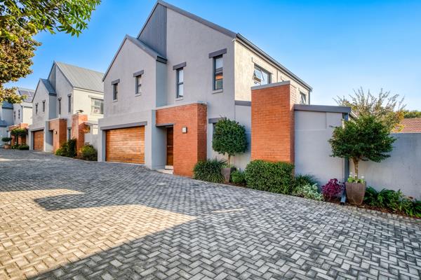 5 Bedroom Townhouse