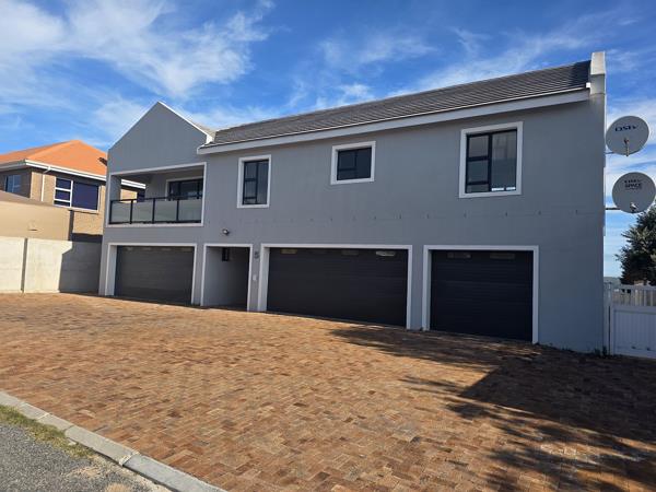 6 Bedroom House