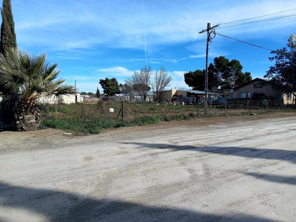 1 292 m² Land