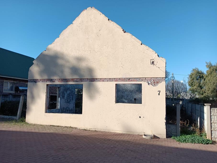 75 m² Land