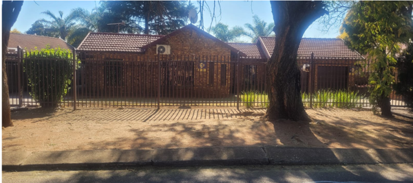 5 Bedroom House
