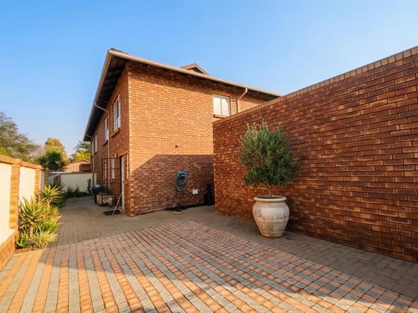 4 Bedroom Townhouse