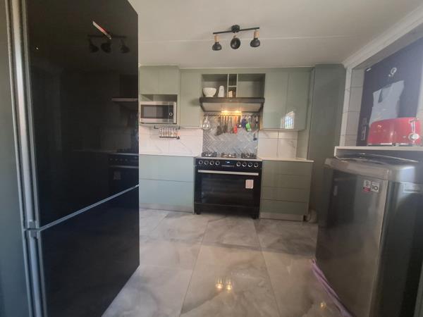 3 Bedroom Simplex